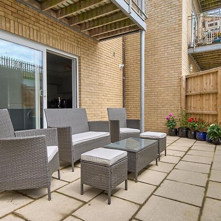Beautiful 3 Bed Apartment In Bonchurch - Nr Ventnor - Large Outside Terrace & Parking - Dog Friendly - The Perfect Choice For Couples, Friends, Families - 5 Mins To Beach Экстерьер фото